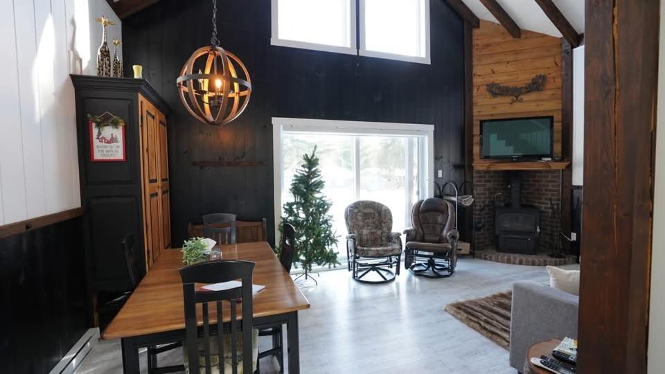Les Chalets Double K # 3 Saint-Alexis-des-Monts Eksteriør billede